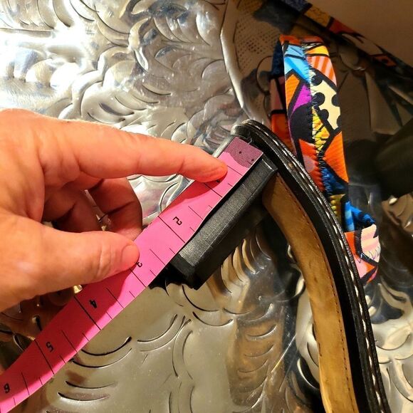 Donald j pliner  made in the mountains of Italy, salsa elastic! - Picture 4 of 7